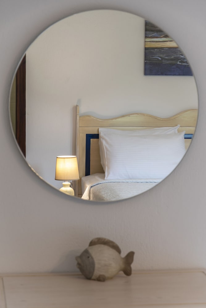 elounda heights adults only