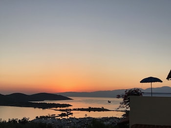 elounda heights adults only
