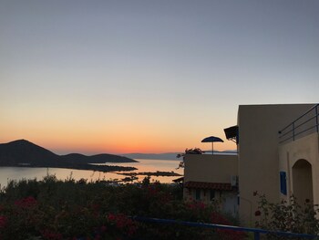 elounda heights adults only