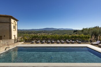 torre a cona wine estate