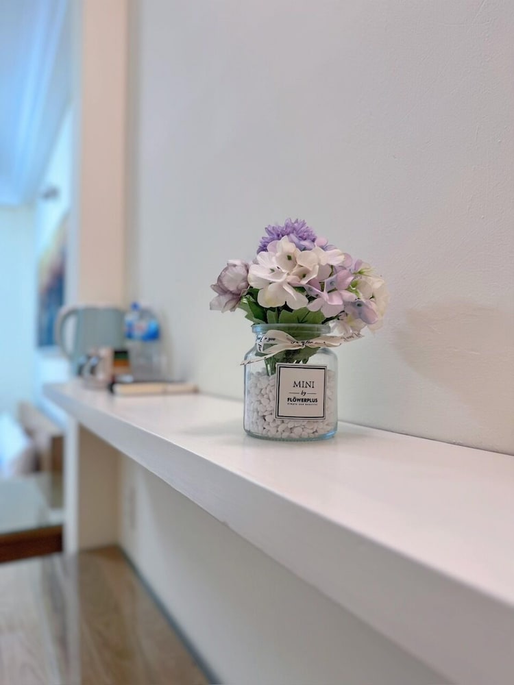 cozy hotel 140 cong quynh