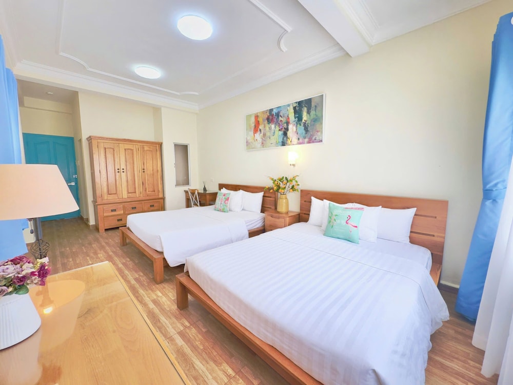 cozy hotel 140 cong quynh