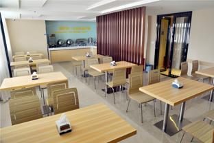 city comfort inn maoming renmin road walking street