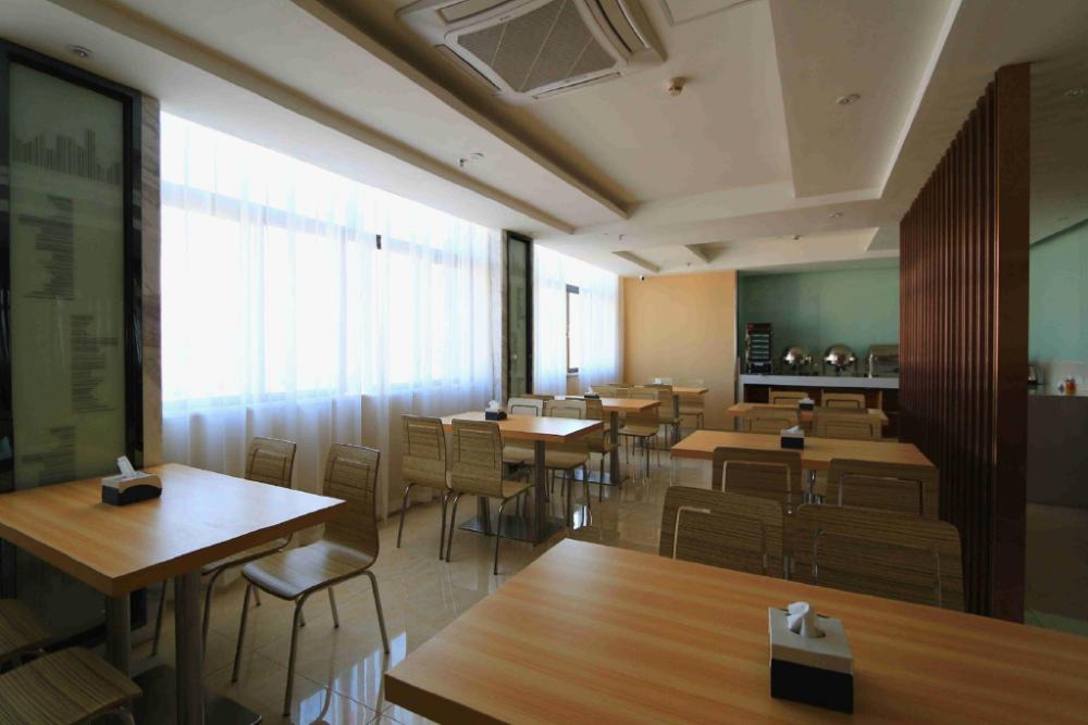 city comfort inn maoming renmin road walking street