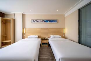 city comfort inn maoming renmin road walking street