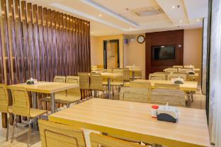 city comfort inn maoming renmin road walking street