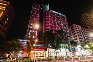 city comfort inn maoming renmin road walking street