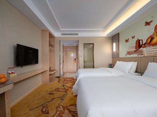 vienna hotel ganzhou railway station shop