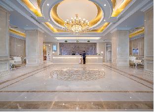 vienna hotel ganzhou railway station shop