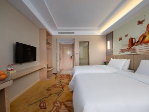 vienna hotel ganzhou railway station shop