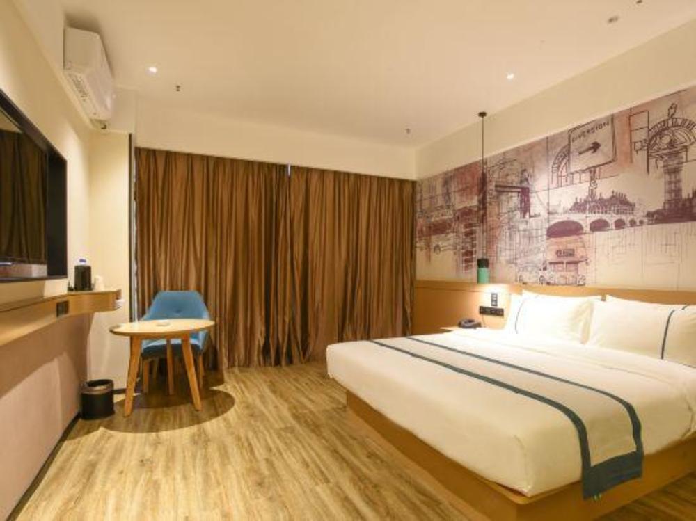 city comfort inn luocheng bus terminal store