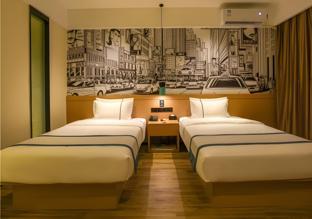 city comfort inn luocheng bus terminal store