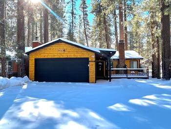 nunus cabin