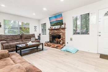 nunus cabin