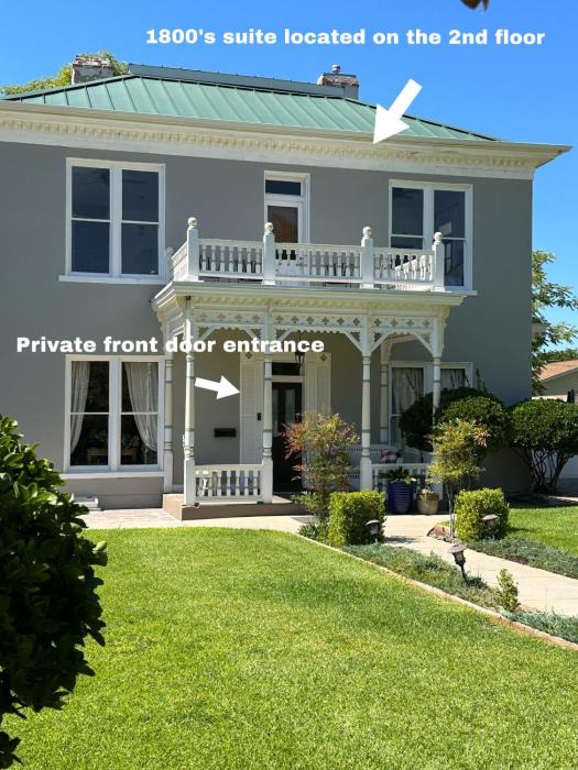 the cottage 241 north