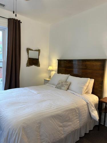 the cottage 241 north