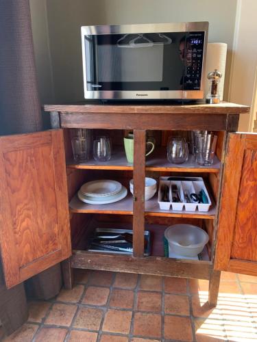 the cottage 241 north