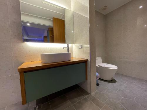 king and princess motel ii