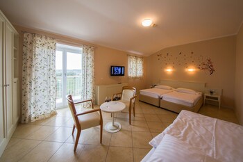 hotel kozana