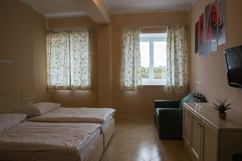 hotel kozana