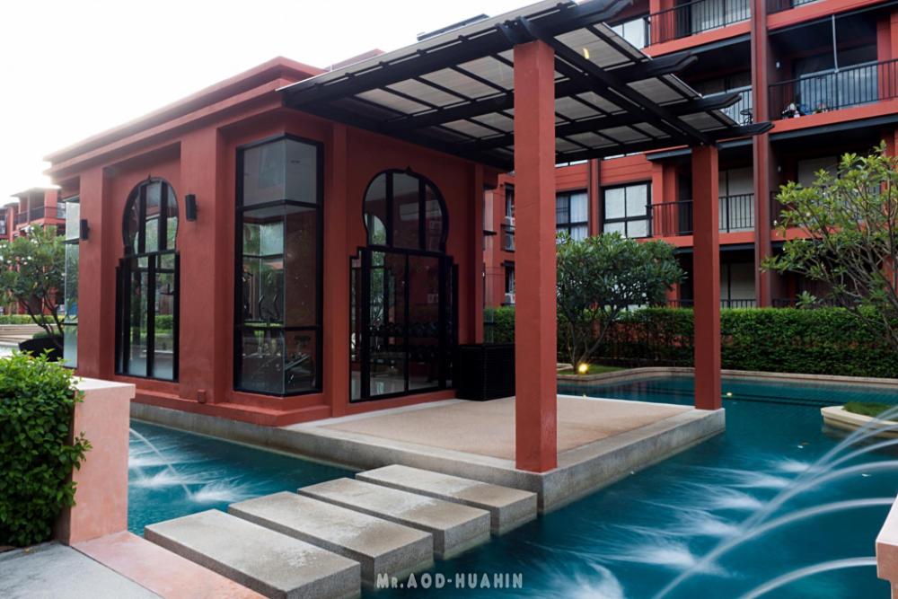 bluroc huahin pool view