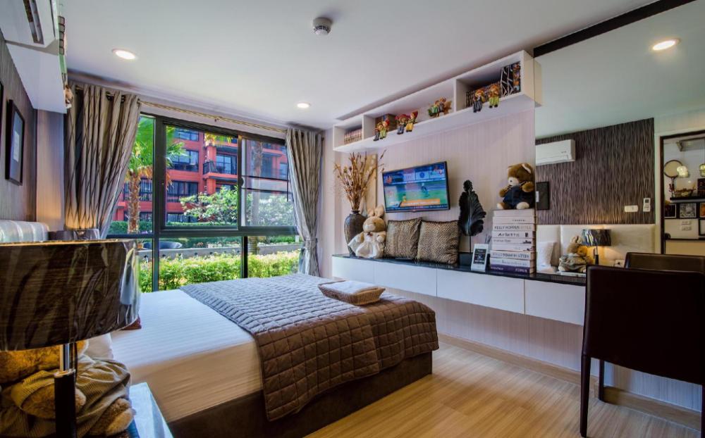 bluroc huahin pool view