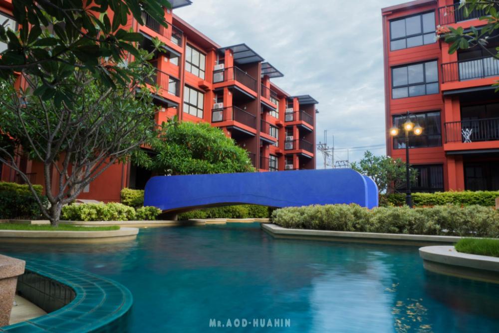 bluroc huahin pool view