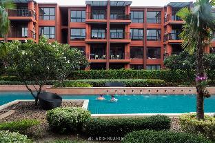 bluroc huahin pool view