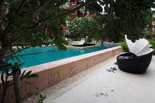 bluroc huahin pool view