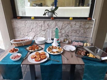 Oasi Park Hotel,Fiumefreddo Di Sicilia>>Catania,3 star