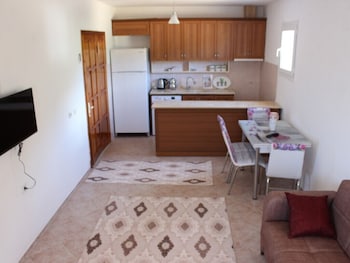 yaliyani motel restaurant
