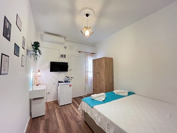 yaliyani motel restaurant