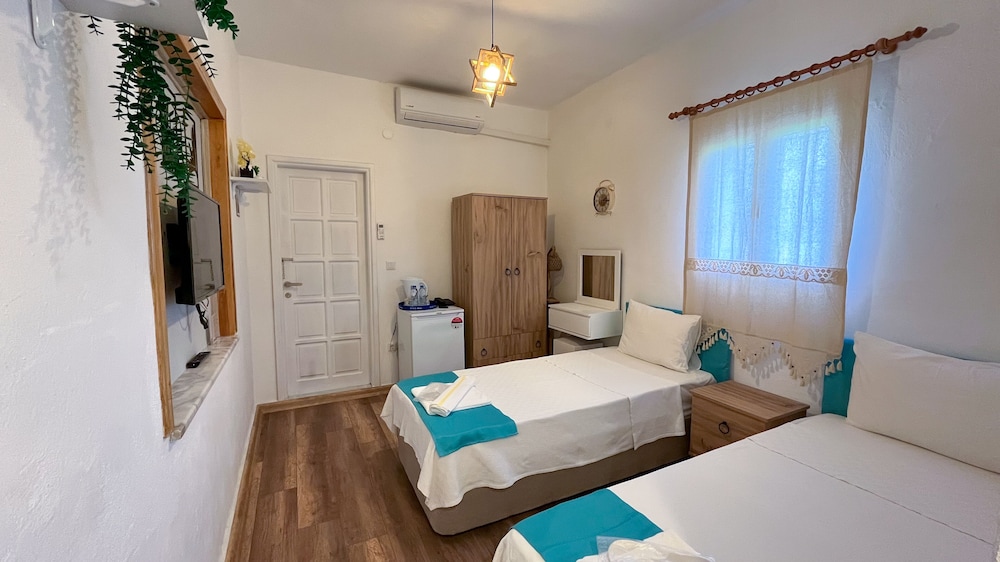 yaliyani motel restaurant