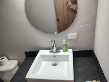 spacious oceanfront loft a1