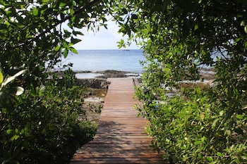 spacious oceanfront loft a1