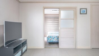 ganghwa white stone pension