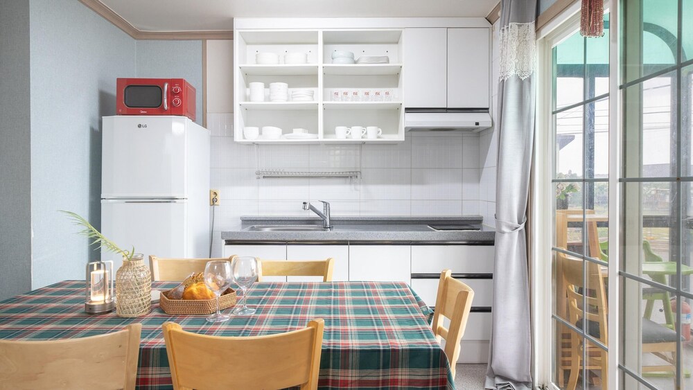 ganghwa white stone pension