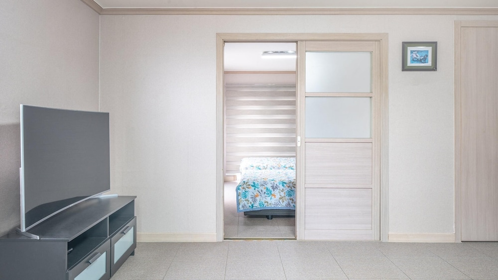 ganghwa white stone pension