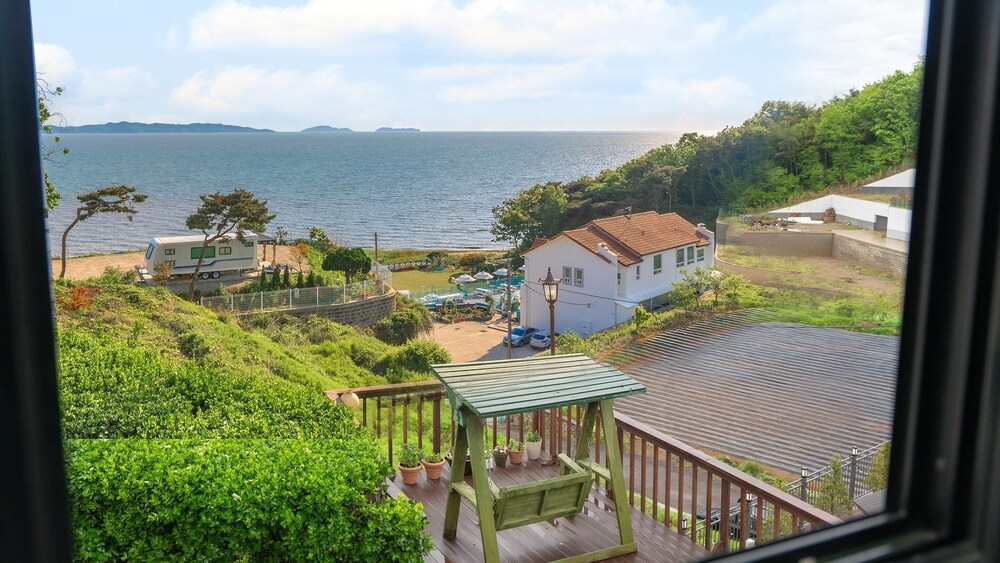 ganghwa white stone pension