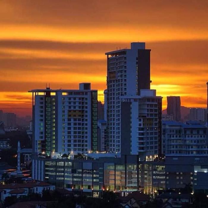 utm hotel and residence