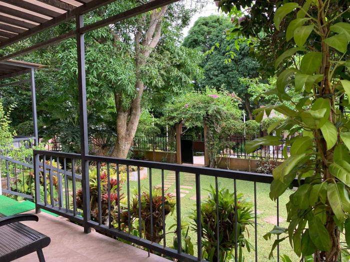 felicitas tagaytay