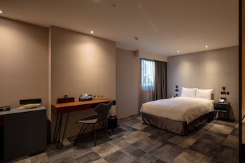 roaders plus hotel taipei station quarantine hotel