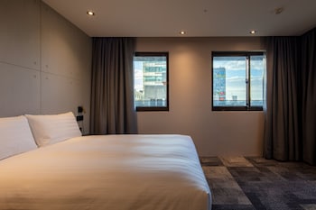 roaders plus hotel taipei station quarantine hotel