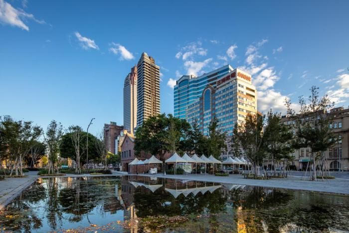roaders plus hotel taipei station quarantine hotel
