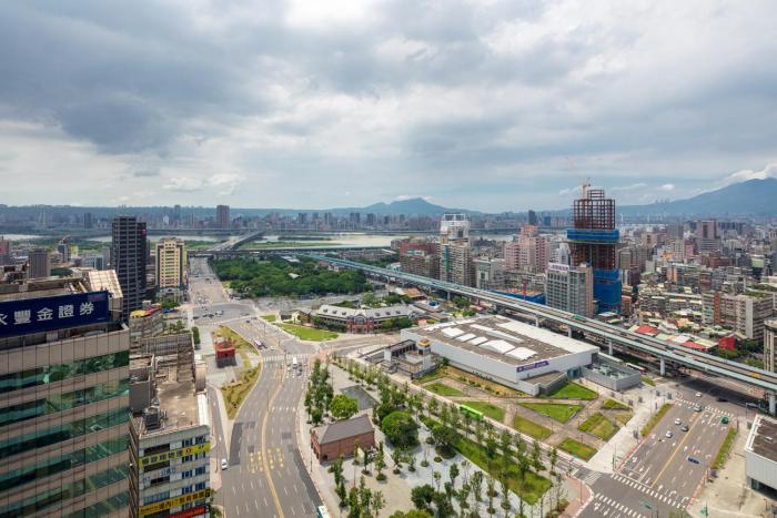 roaders plus hotel taipei station quarantine hotel