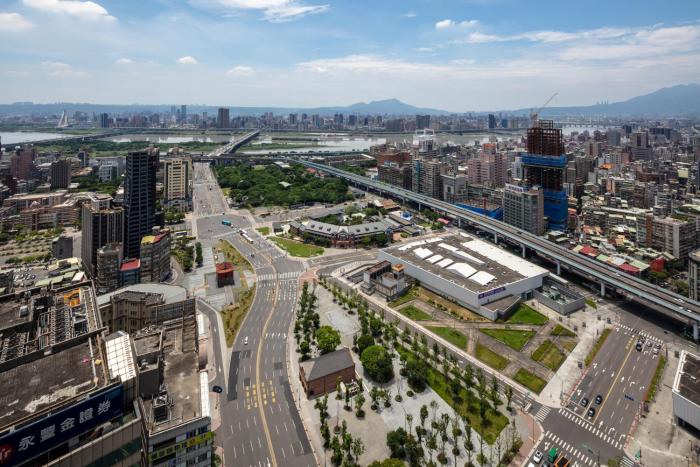 roaders plus hotel taipei station quarantine hotel