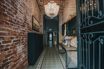 selvese collection galata 1875