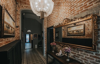 selvese collection galata 1875