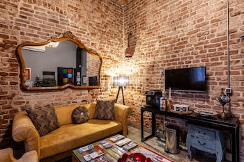 selvese collection galata 1875