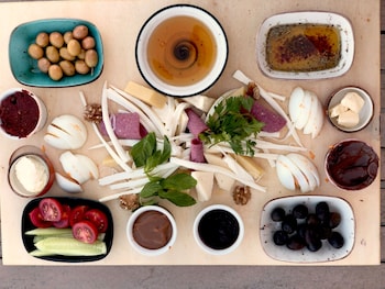 selvese collection galata 1875